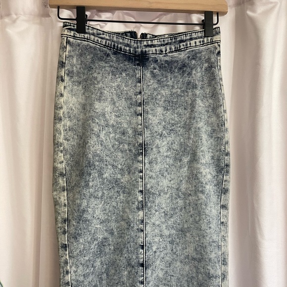 Jean skirt NWOT - Picture 3 of 3